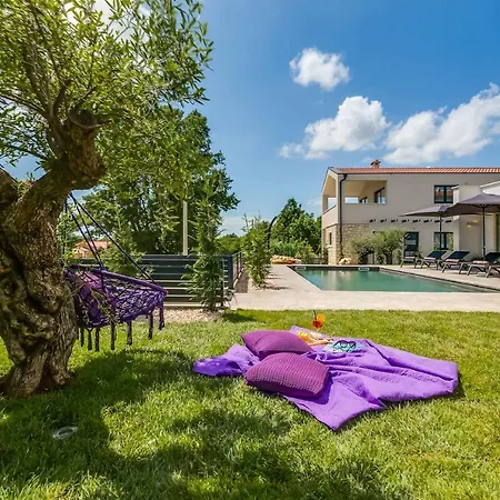 Levanda Villa