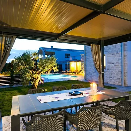 Levanda Villa *